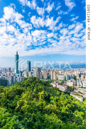 Beautiful landscape and cityscape of taipei 101 building and architecture in the city 46471605