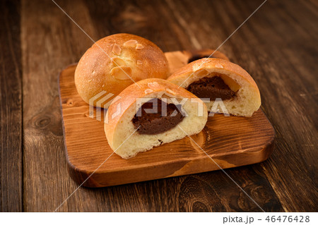 チョコクリームパン 46476428