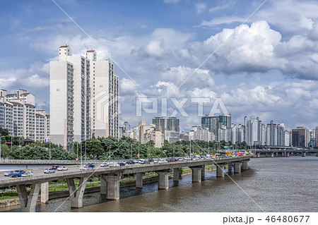 河川 ビル 道路 46480677