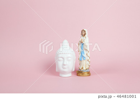 Virgin Mary and white Buddha pink 46481001