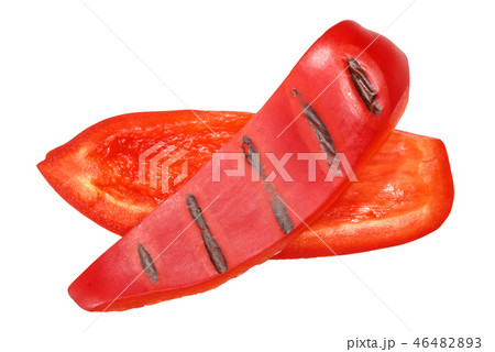 Grilled red bell pepper slices, paths, top 46482893