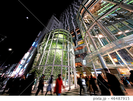 日本の東京都市景観　渋谷の新名所・「渋谷ストリーム」や縦移動の拠点アーバン・コアなどを望む（夜景） 46487915