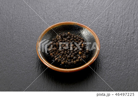 ブラックペッパー 46497225