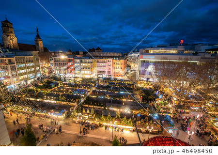 ドイツ　シュツットガルト クリスマスマーケット　マルクト広場 46498450