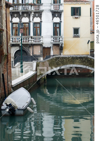 Canal Scene, Venice, Italy 46501728