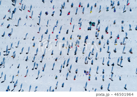 氷釣り 釣り人 釣り 46501964