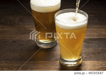 グラスビール 46505687