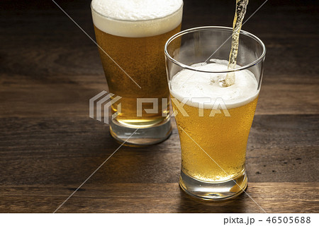 グラスビール 46505688