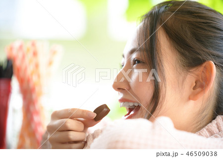 女性　ライフスタイル　バレンタイン　ホワイトデー 46509038