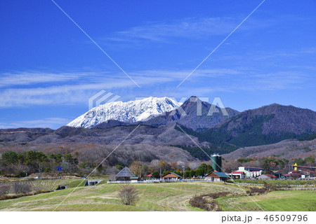 晩秋の蒜山高原と大山 晩秋の蒜山高原と大山 46509796