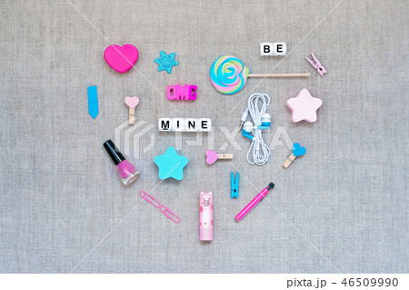 Valentines Day knolling heart  46509990
