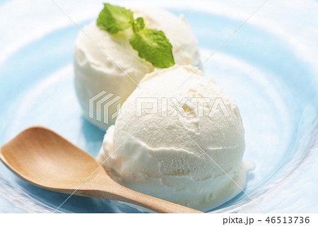 甘くて美味しいアイスクリーム 46513736