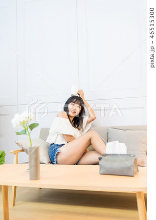 女性 女の人 女 46515300