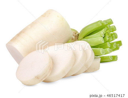 Daikon radish isolated on white clipping path 46517417