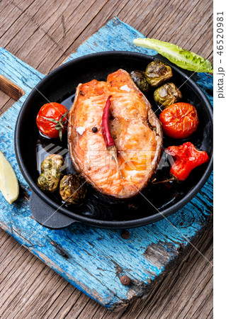 Salmon roasted in pan Salmon roasted in pan 46520981