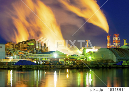 八戸市の工場夜景 46523914