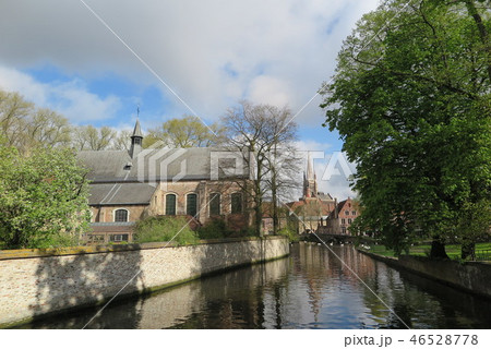 ベルギーの世界遺産の街ブルージュのベギン会修道院(Begijnhof of Belgium) ベルギーの世界遺産の街ブルージュのベギン会修道院(Begijnhof of Belgium) 46528778