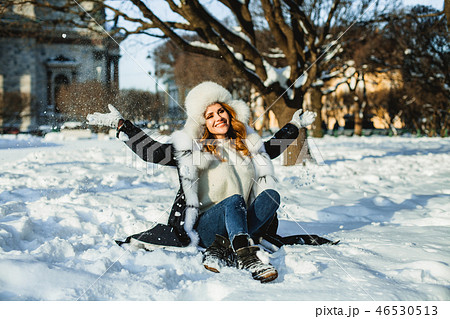 Nice winter girl having fun outdoor Nice winter girl having fun outdoor 46530513