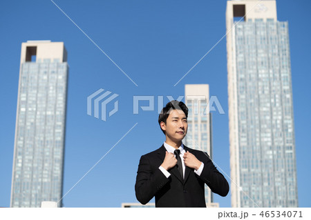 空 会社員 男 46534071