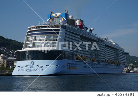 大型クルーズ船 大型クルーズ船 46534391