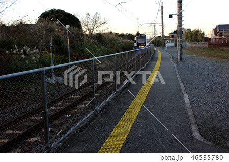 外房線三門駅を通過する特急列車(1) 46535780