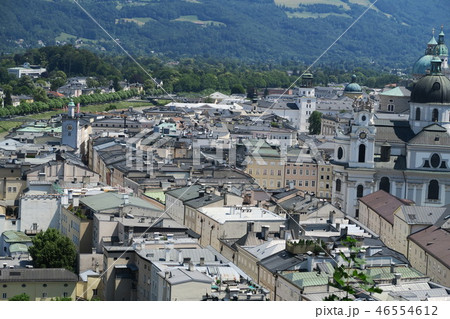 ザルツブルク　メンフィスベルクの丘からの景色 46554612