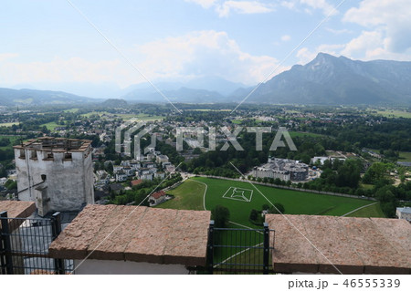 ホーエンザルツブルク城の展望台からの景観 ホーエンザルツブルク城の展望台からの景観 46555339