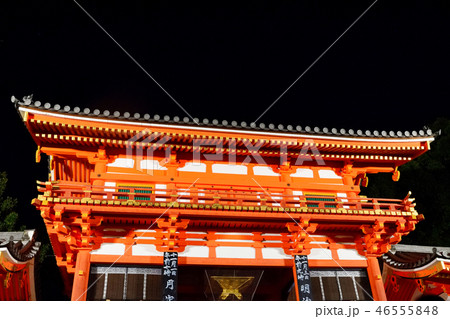 八坂神社のライトアップ(京都) 八坂神社のライトアップ(京都) 46555848