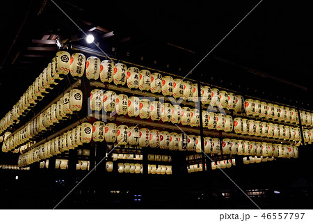 八坂神社・舞殿のライトアップ（京都） 46557797