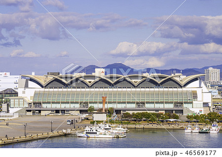 博多港とマリンメッセ福岡の写真素材