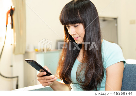 女性 女の人 女 46569344