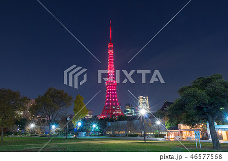 都市風景 東京タワー開業60周年特別ライトアップ 夜景の写真素材