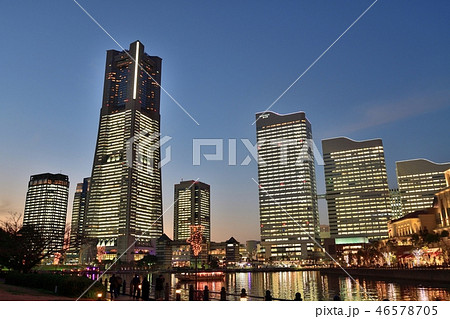 横浜みなとみらいの夜景全館点灯 横浜みなとみらいの夜景全館点灯 46578705