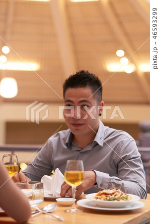 Romantic dinner at restaurant 46593299