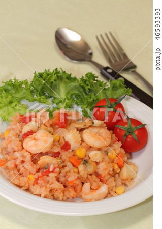 トマトとシーフードの炊き込みご飯 46593393