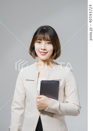 ビジネスウーマン 女性 女 46593724