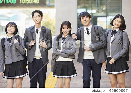 高校生 男 男性 46600897