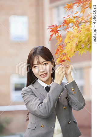 高校生 笑顔 微笑 46601031