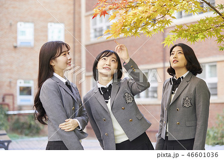 高校生 屋外 室外 46601036