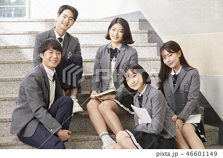 階段 高校生 男 46601149