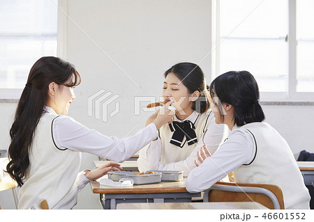 高校生 女子学生 ランチ 46601552