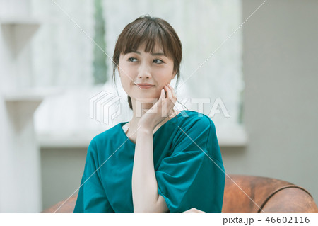 young woman young woman 46602116