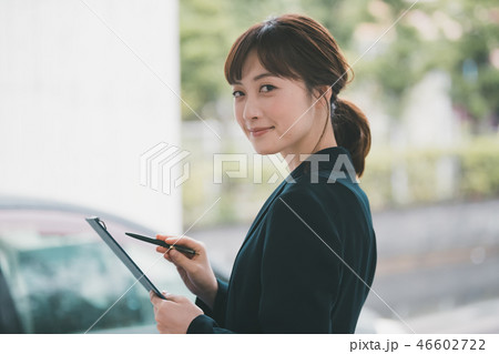 young woman young woman 46602722