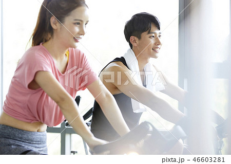 男女　スポーツウェア 46603281