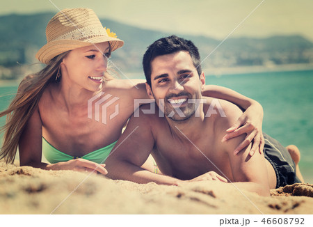 Young couple at sea shore 46608792