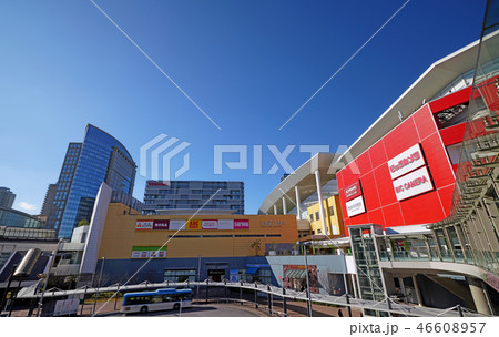 日本の川崎都市景観　川崎駅前のラゾーナ川崎プラザなど、街並みを望む 46608957