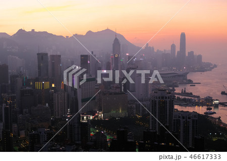 香港 寶馬山・紅香爐峰からの夕景 香港 寶馬山・紅香爐峰からの夕景 46617333