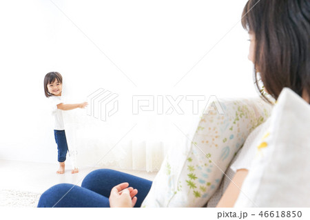 お母さんとこども お母さんとこども 46618850