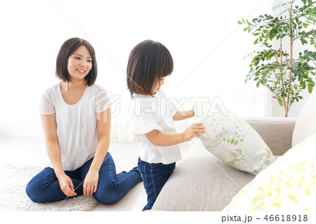 お母さんとこども 46618918