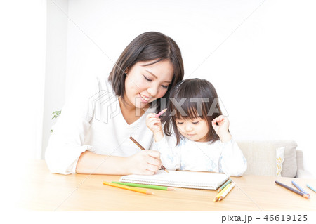子ども 46619125